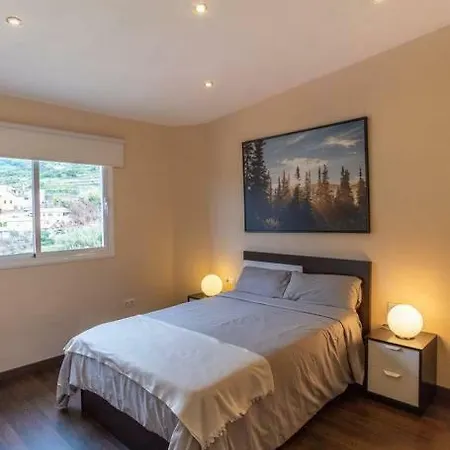 Nyaraló Light & Spacious Penthouse *terrace *amazing Views *